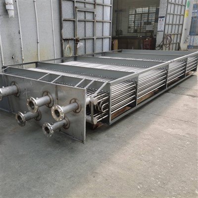 200T 300T Closed Cooling Tower ເຄື່ອງແລກປ່ຽນຄວາມຮ້ອນທໍ່ສະແຕນເລດທົນທານ 304 316L SS Tube ສໍາລັບລະບົບເຮັດຄວາມເຢັນທີ່ມີປະສິດທິພາບ